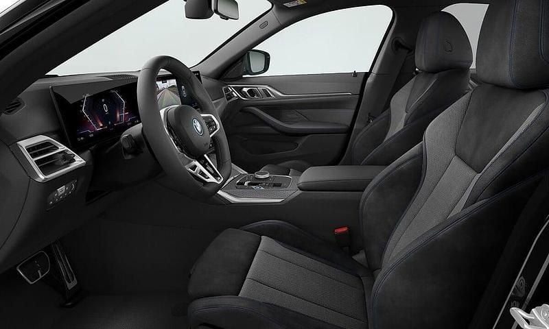 Ny BMW i4 Comfort Edition 250 kW (340 HK) 2025 Röd Sedan