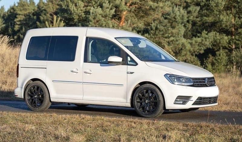 Begagnad 2017 VW Caddy Minibuss | 195 000 kr - Bild 1/4