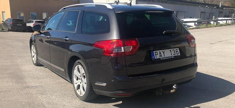 Brun Begagnad 2012 Citroën C5 Kombi | 59 000 kr (Marknadspris) - Bild 1/4