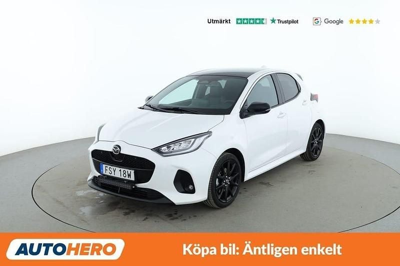 Vit Begagnad 2024 Mazda 2 Homura-Line Halvkombi | 253 000 kr (Marknadspris) - Bild 1/4