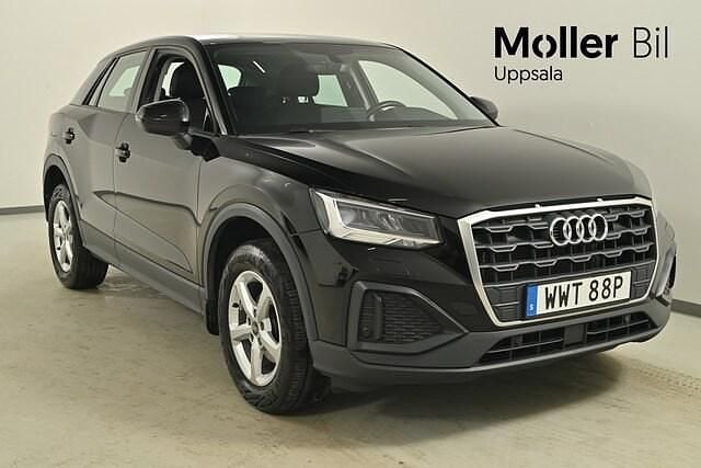 Brilliantsvart Begagnad 2022 Audi Q2 Proline SUV | 209 900 kr (Marknadspris) - Bild 1/4