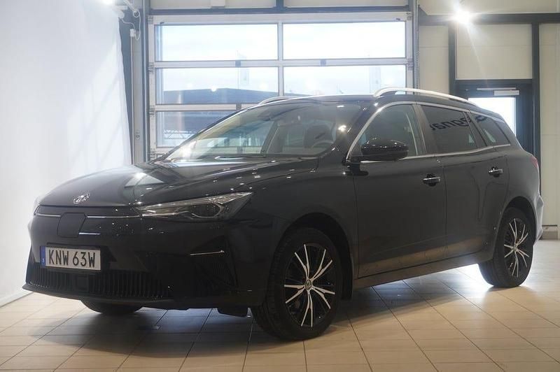 Begagnad MG MG5 EV Luxury 114 kW (156 HK) 2022 Pebble black Kombi
