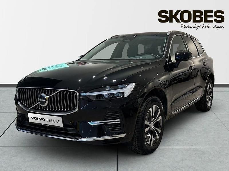 Begagnad Volvo XC60 Core 355 HK (261 kW) 2023 Svart SUV