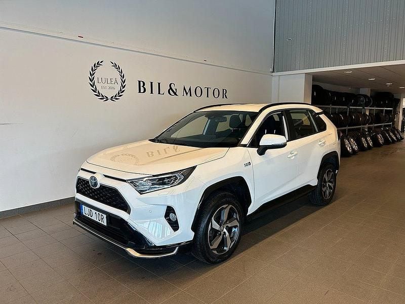 Vit Begagnad 2020 Toyota RAV4 Hybrid Active SUV | 369 900 kr (Lite dyr) - Bild 1/4