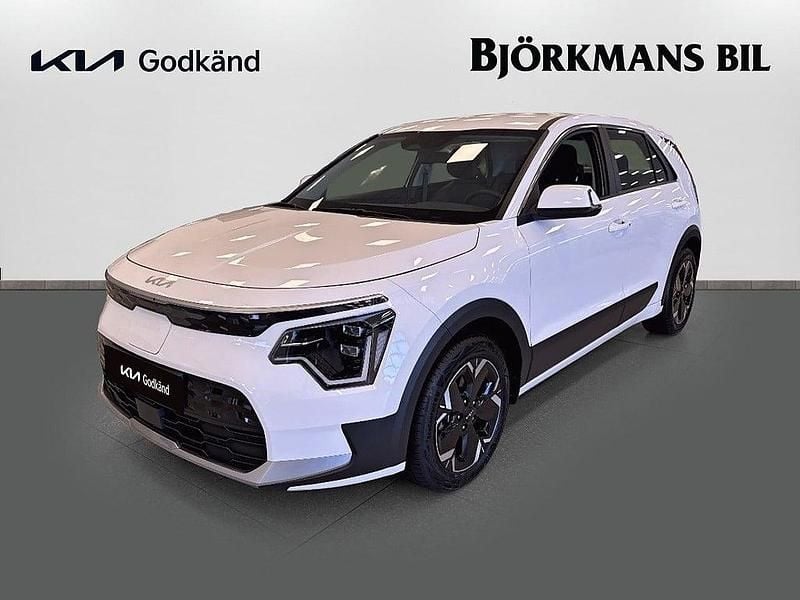 Vit Begagnad 2023 Kia Niro SUV | 339 900 kr (Bra pris) - Bild 1/4