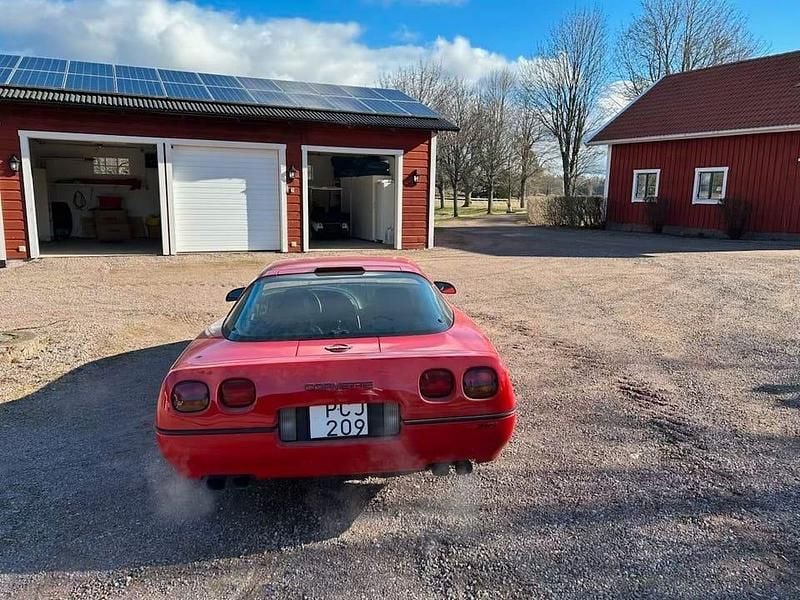 Begagnad Chevrolet Corvette C4 381 HK (280 kW) 1990 Röd Sportkupé