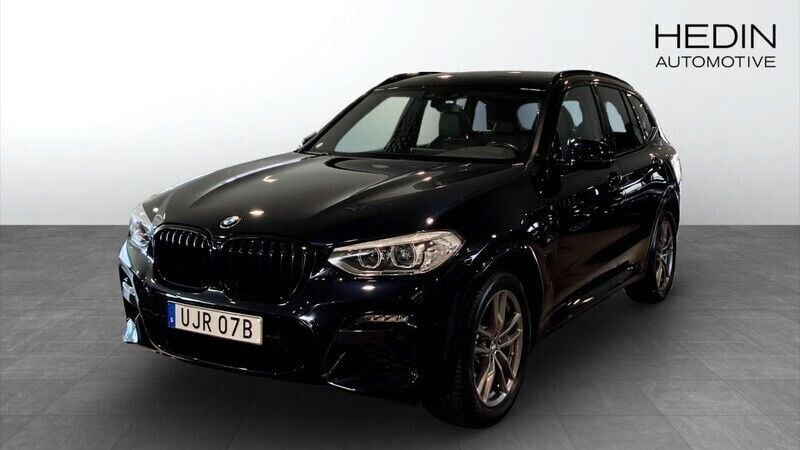Svart (black) Begagnad 2021 BMW X3 M Sport SUV | 439 900 kr (Bra pris) - Bild 1/4
