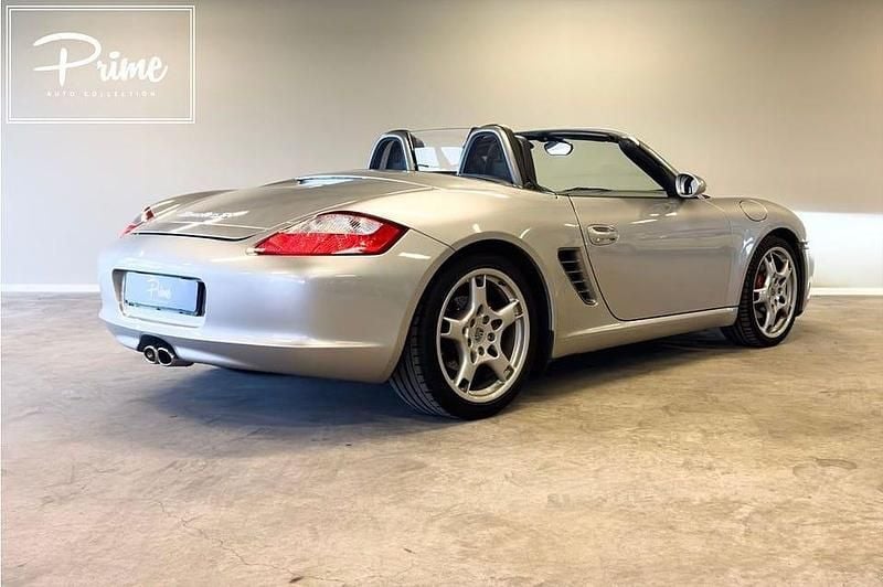 Begagnad Porsche Boxster S 280 HK (205 kW) 2006 Grå Cab