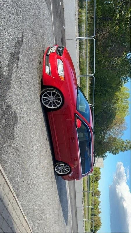 Röd Begagnad 2014 Volvo V70 Momentum Kombi | 85 000 kr (Bra pris) - Bild 1/4