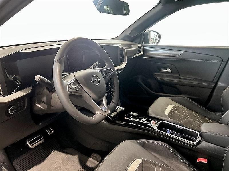 Begagnad Opel Mokka Ultimate 131 HK (96 kW) 2024 Grön SUV