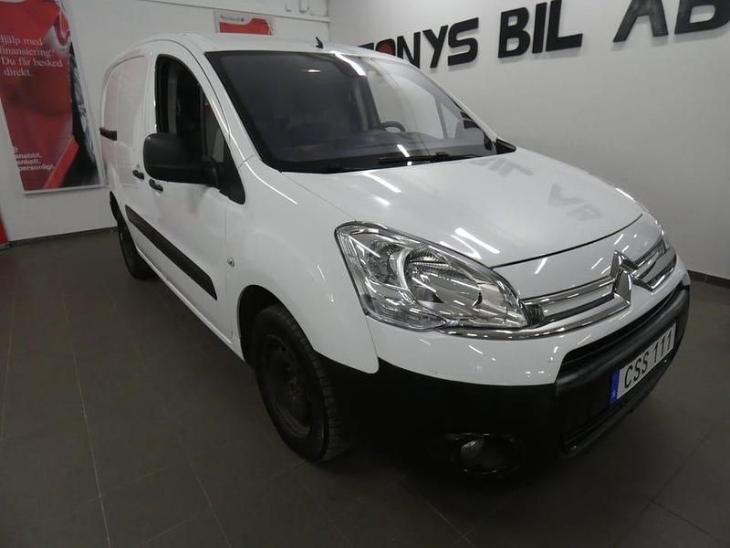 Vit Begagnad 2014 Citroën Berlingo Minibuss | 49 900 kr (Marknadspris) - Bild 1/4