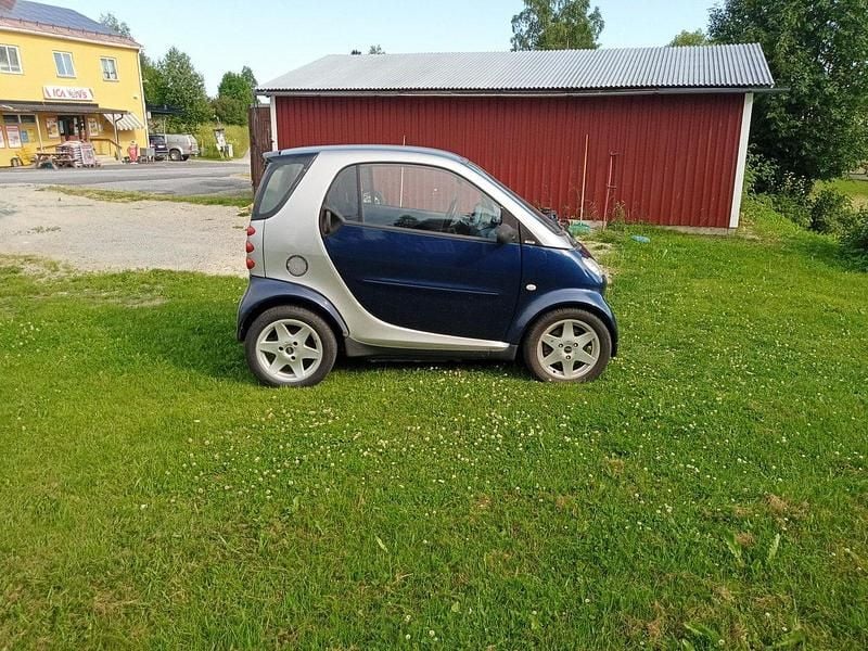 Begagnad 2002 Smart ForTwo Coupé Sportkupé | 18 900 kr - Bild 1/4