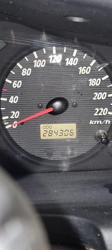 Blå Begagnad 2004 Hyundai Santa Fe SUV | 8 000 kr (Marknadspris) - Bild 1/4