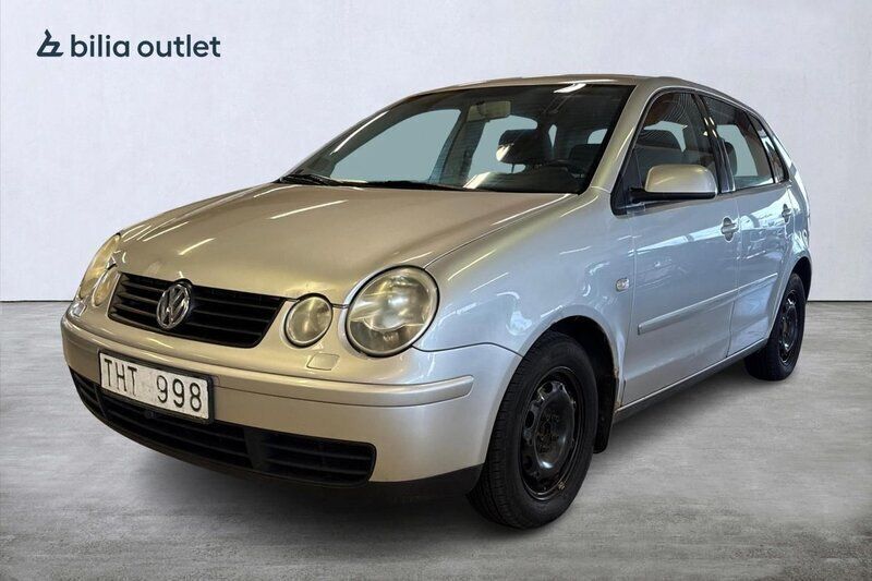 Silver Begagnad 2002 VW Polo Halvkombi | 7 900 kr (Marknadspris) - Bild 1/4