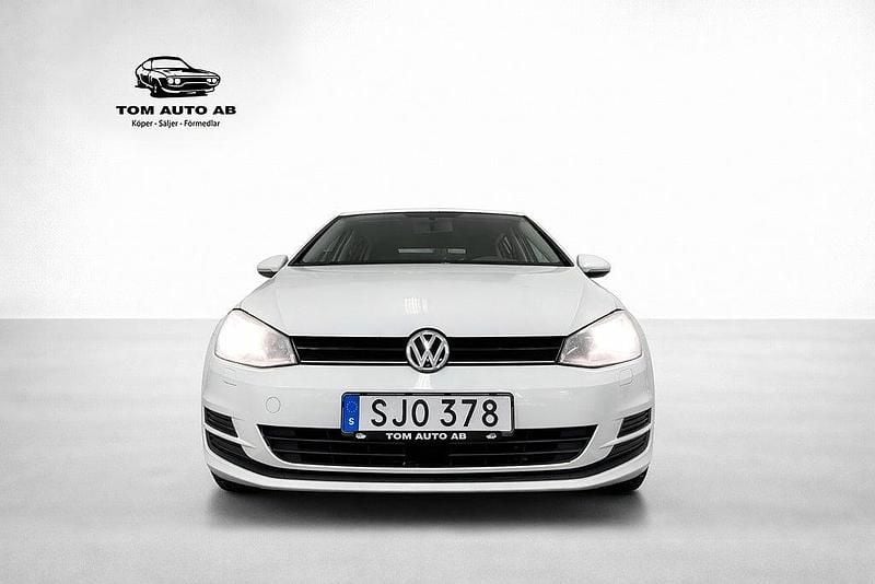 Begagnad VW Golf VII 105 HK (77 kW) 2013 Vit Halvkombi