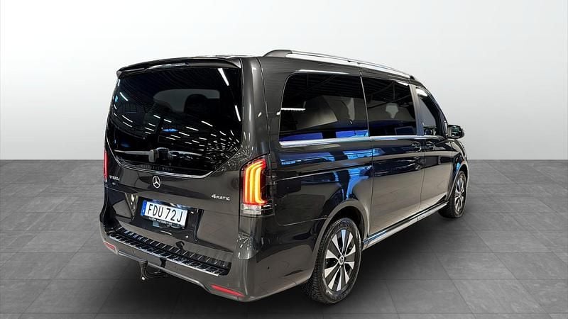 Begagnad Mercedes E300 Avantgarde 237 HK (174 kW) 2025 Svart Kombi