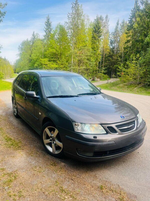 Brun Begagnad 2006 Saab 9-3 Vector Kombi | 29 900 kr (Marknadspris) - Bild 1/4