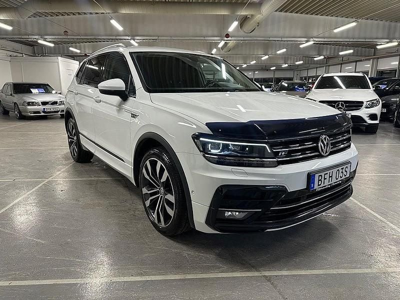 Begagnad VW Tiguan Allspace R-line 190 HK (139 kW) 2018 Vit SUV
