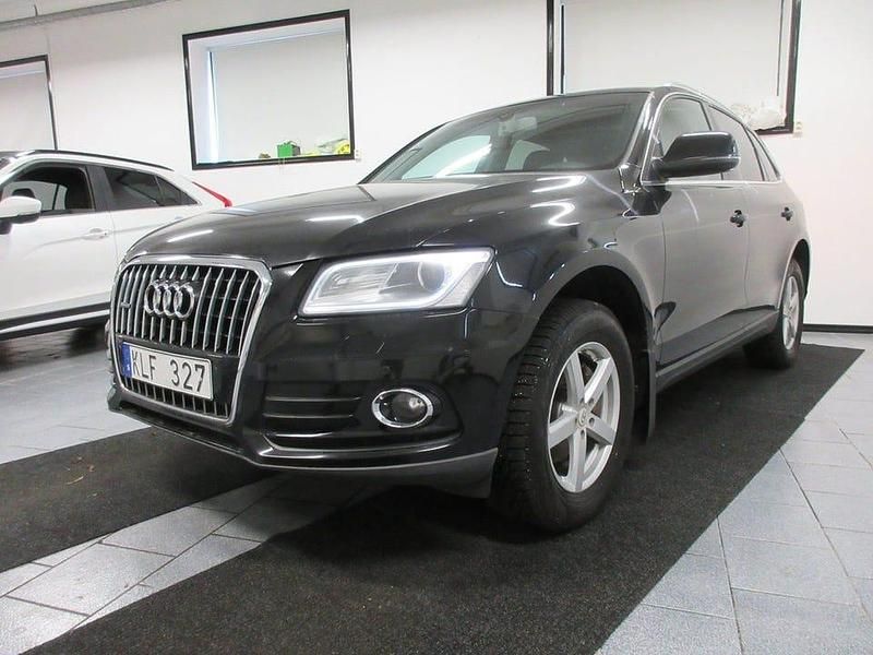 Svart Begagnad 2013 Audi Q5 Design SUV | 109 500 kr (Marknadspris) - Bild 1/4
