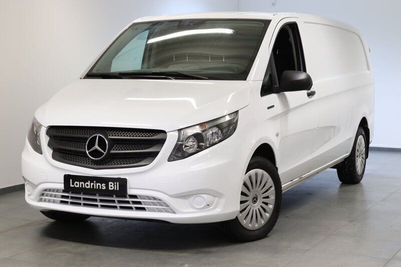 Vit Begagnad 2020 Mercedes e-Vito Minibuss | 219 000 kr (Dyr) - Bild 1/4
