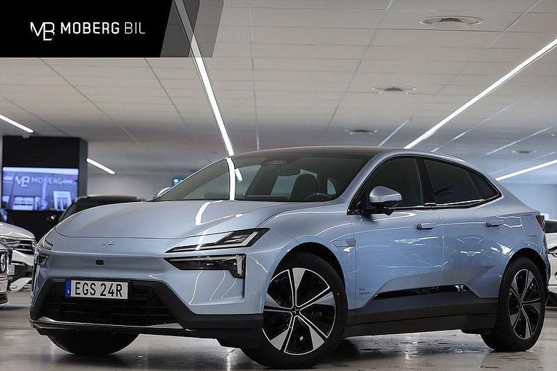 Ljusblå Begagnad 2024 Polestar 4 Pilot SUV | 699 900 kr (Lite dyr) - Bild 1/3