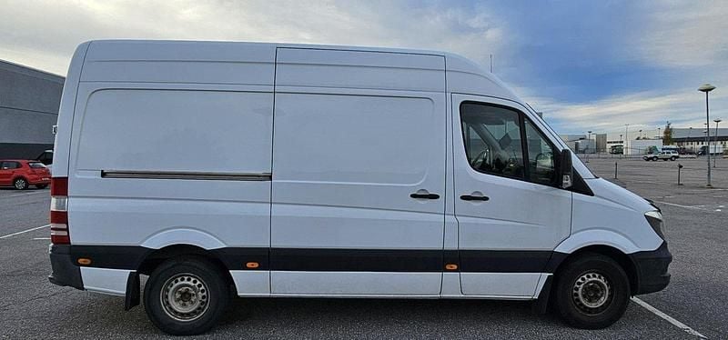 Vit Begagnad 2015 Mercedes Sprinter Van | 160 000 kr (Marknadspris) - Bild 1/4