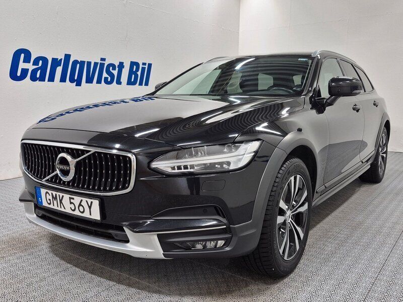 Svart metallic Begagnad 2020 Volvo V90 CC Kombi | 289 000 kr (Marknadspris) - Bild 1/4