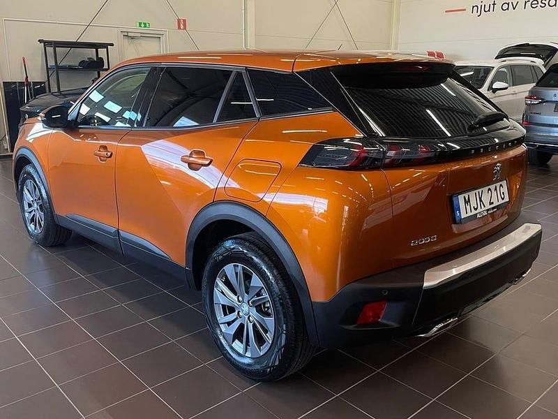 Begagnad Peugeot 2008 Active 131 HK (96 kW) 2020 Orange SUV