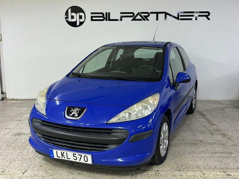 Blå Begagnad 2006 Peugeot 207 Halvkombi | 24 900 kr (Marknadspris) - Bild 1/4