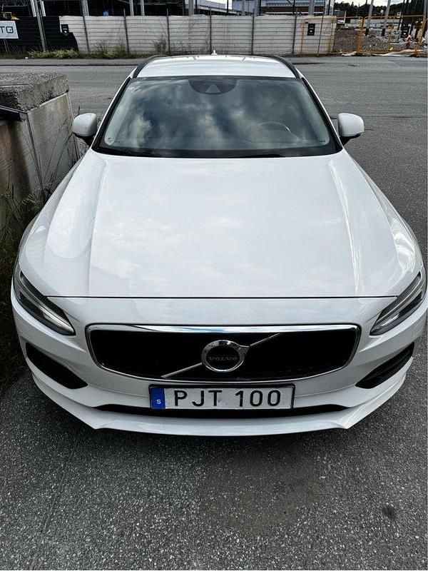 Vit Begagnad 2018 Volvo V90 Kinetic Kombi | 189 000 kr - Bild 1/4