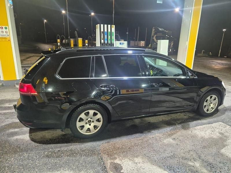 Begagnad VW Golf VII 150 HK (110 kW) 2015