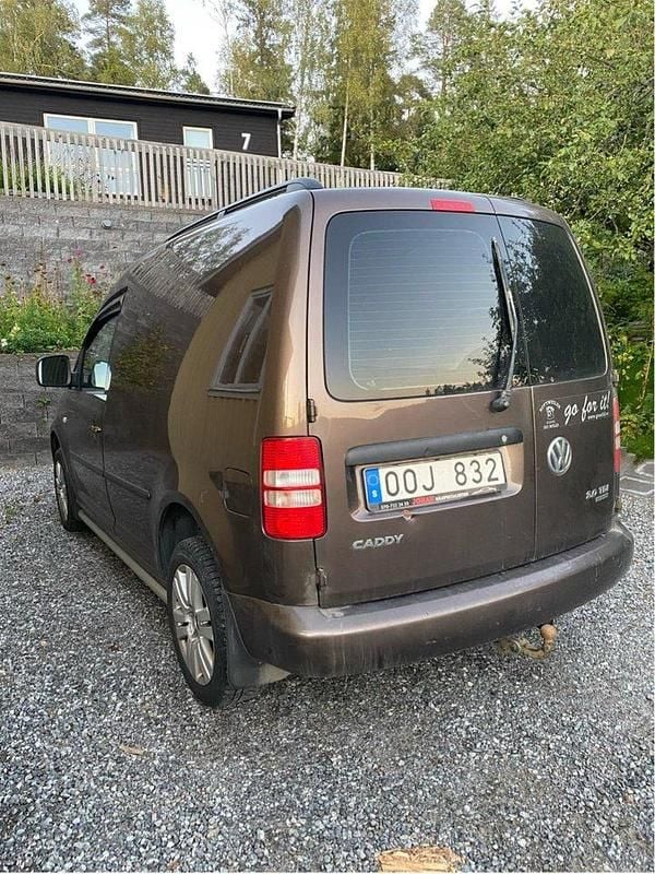 Brun Begagnad 2012 VW Caddy Minibuss | 55 000 kr (Bra pris) - Bild 1/4
