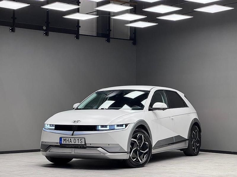 Vit Begagnad 2022 Hyundai Ioniq 5 Advanced SUV | 379 900 kr - Bild 1/3