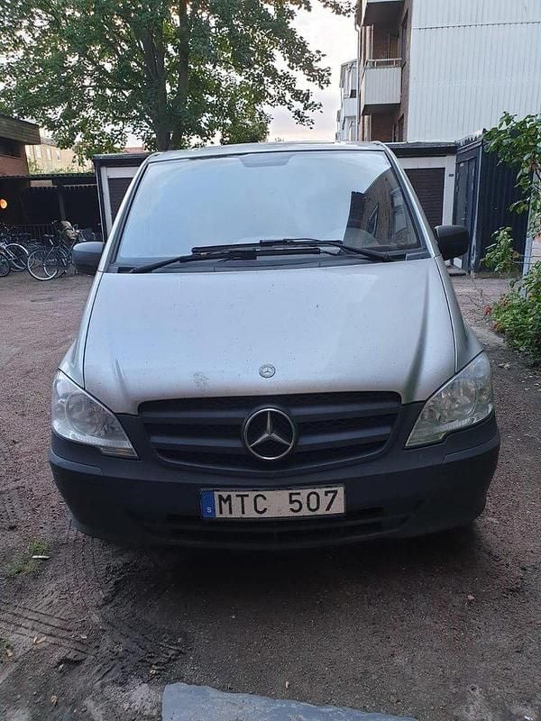 Begagnad 2012 Mercedes Vito Minibuss | 63 000 kr (Marknadspris) - Bild 1/4