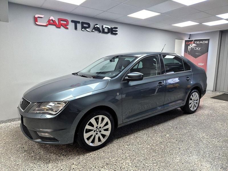 Begagnad Seat Toledo 105 HK (77 kW) 2015 Grå Halvkombi