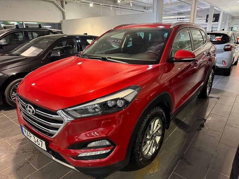Röd Begagnad 2016 Hyundai Tucson SUV | 169 000 kr (Marknadspris) - Bild 1/4