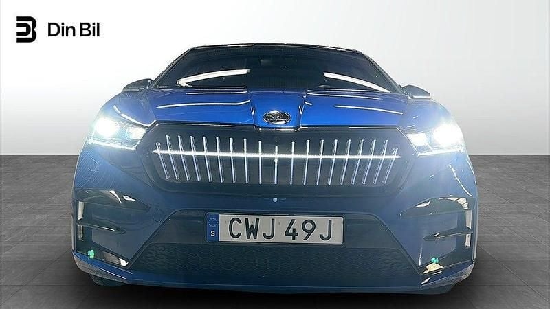 Begagnad Skoda Enyaq iV RS 250 kW (340 HK) 2024 Blå SUV