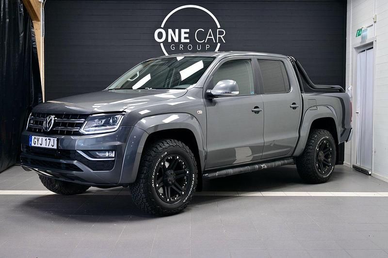 Grå Begagnad 2019 VW Amarok Pickup | 289 800 kr (Bra pris) - Bild 1/4