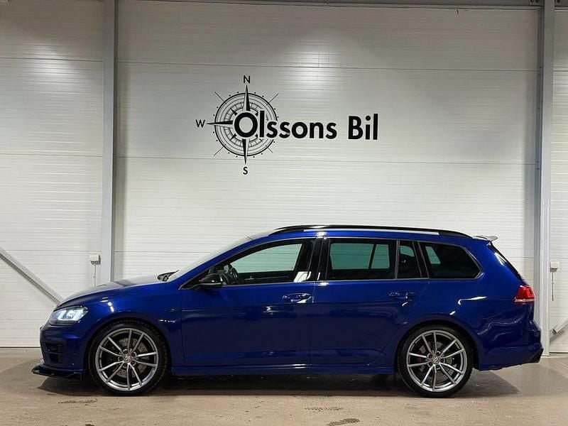 Begagnad VW Golf VII R 301 HK (221 kW) 2016 Blå Kombi