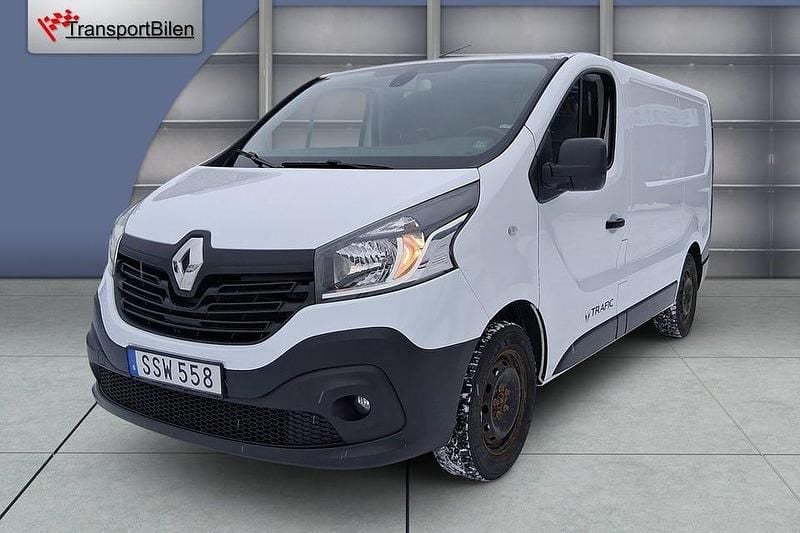 Vit Begagnad 2017 Renault Trafic Minibuss | 119 000 kr (Superpris) - Bild 1/4
