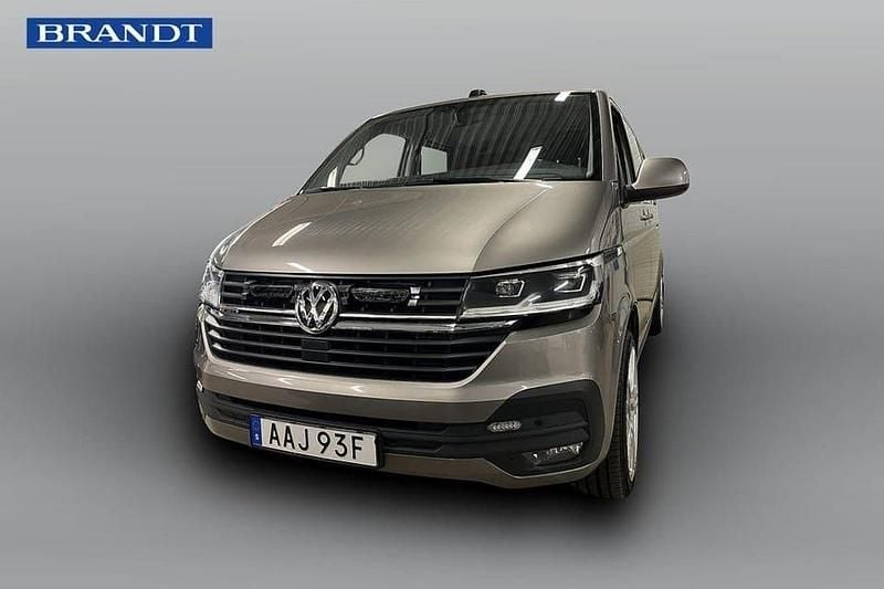 Ljusbrun (brun) Begagnad 2022 VW T6.1 Van | 489 900 kr (Marknadspris) - Bild 1/4
