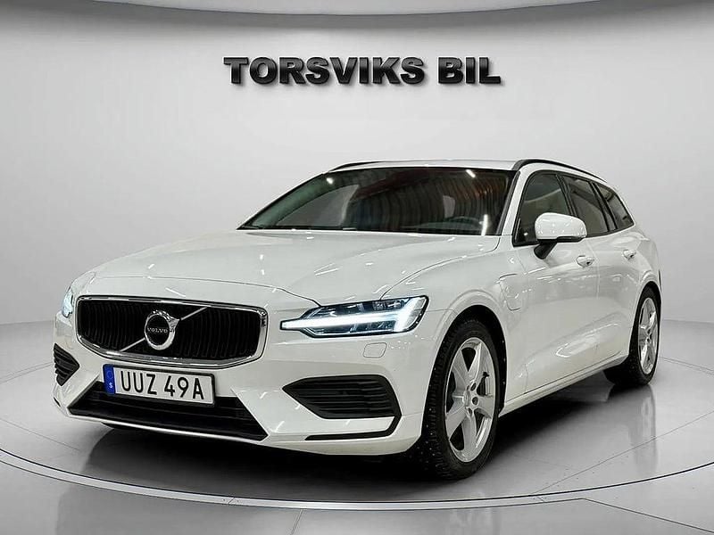 Vit Begagnad 2020 Volvo V60 Momentum Kombi | 269 900 kr (Bra pris) - Bild 1/4