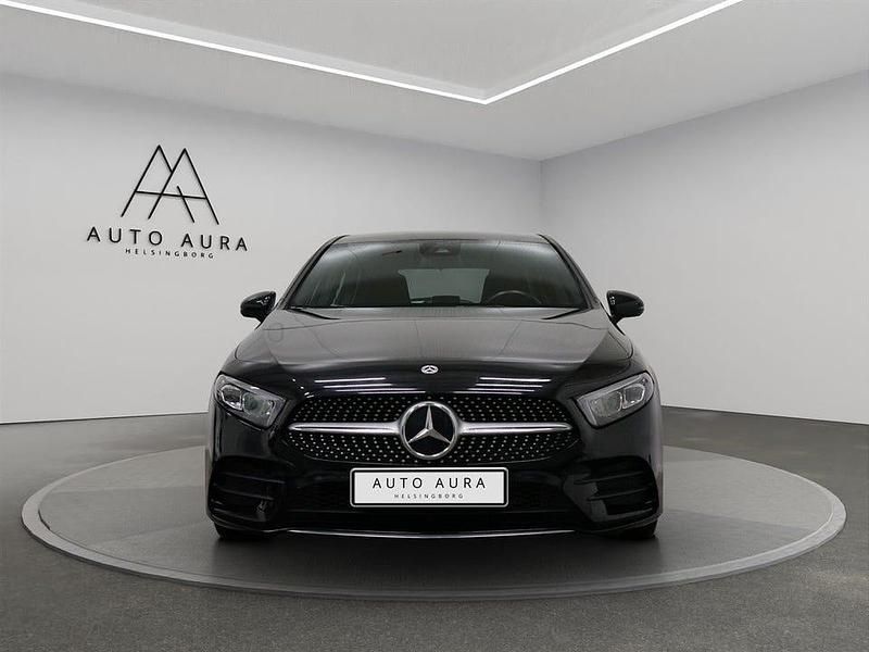 Begagnad Mercedes A180 AMG 136 HK (100 kW) 2021 Svart Halvkombi