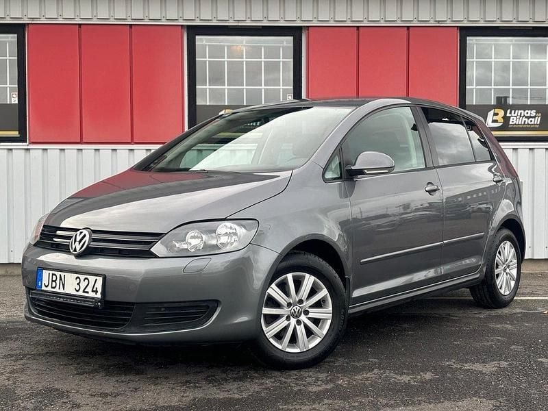 Grå Begagnad 2013 VW Golf VII Halvkombi | 124 900 kr (Bra pris) - Bild 1/4