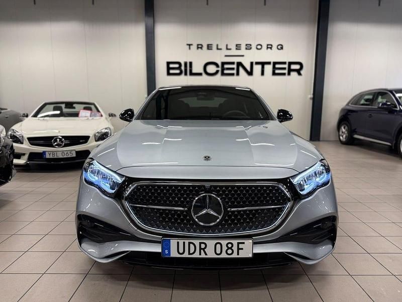 Begagnad Mercedes E300 AMG 313 HK (230 kW) 2025 Silver Sedan