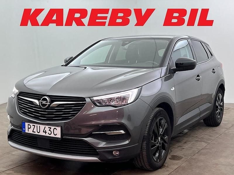 Grå Begagnad 2021 Opel Grandland X Design Edition SUV | 194 900 kr (Marknadspris) - Bild 1/3