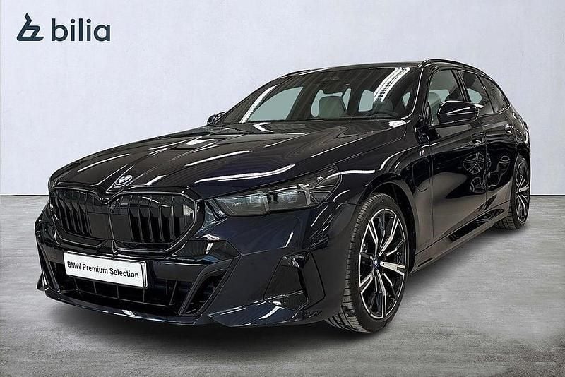 Begagnad BMW 530e M Sport 2025 Svart Kombi
