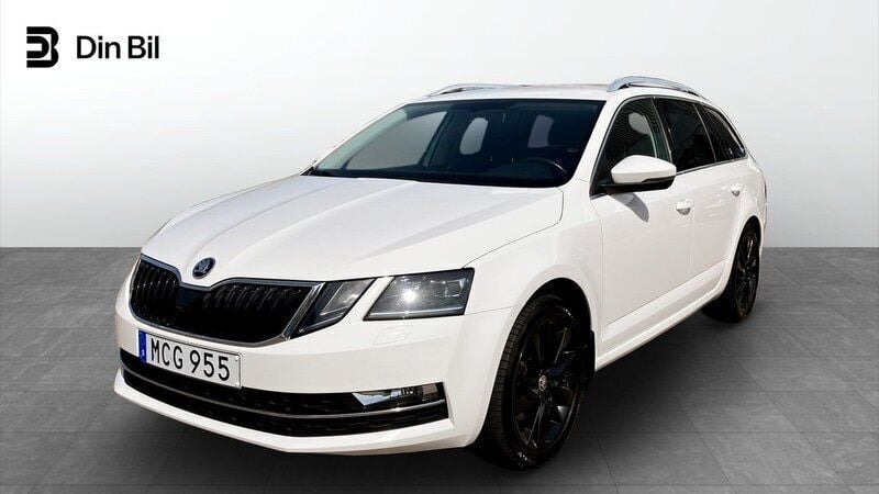 Vit Begagnad 2018 Skoda Octavia Style Kombi | 154 900 kr (Marknadspris) - Bild 1/4