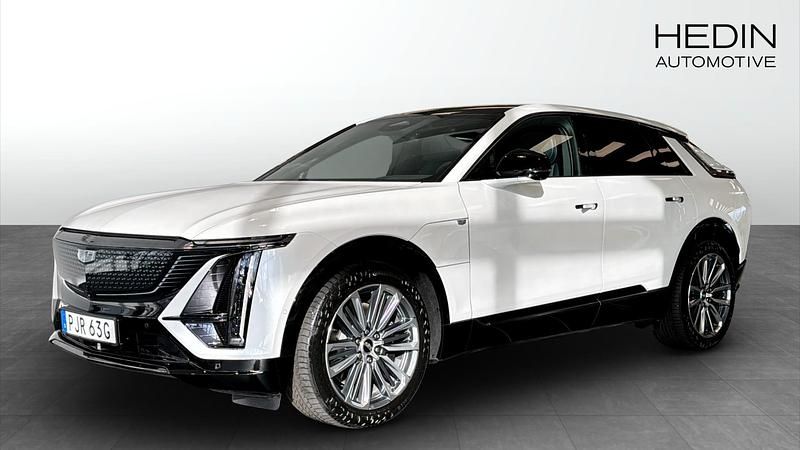 Vit (white) Ny 2024 Cadillac LYRIQ SUV | 929 500 kr - Bild 1/4
