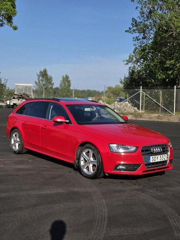 Röd Begagnad 2014 Audi A4 Kombi | 89 000 kr (Marknadspris) - Bild 1/4